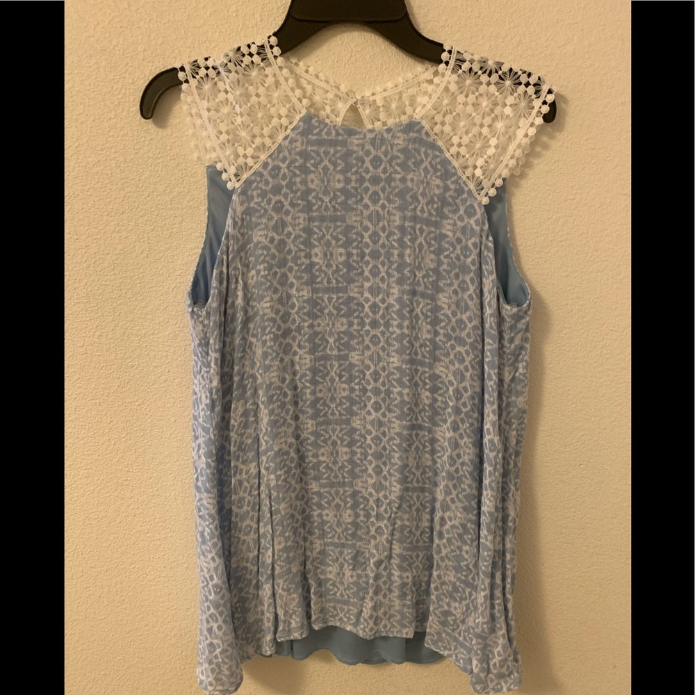 Women’s top